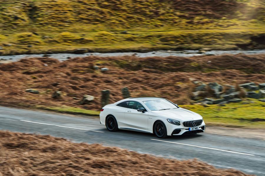  Mercedes-AMG S63 4Matic+ Coupe (C217) 2018 года  (UK) (фото 1 из 38)
